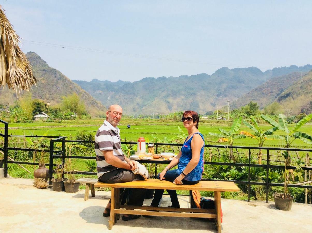 Quân Hằng Homestay Mai Châu Extérieur photo
